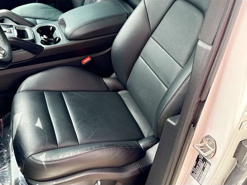 Certified 2021 Porsche Cayenne AWD/4WD image 19