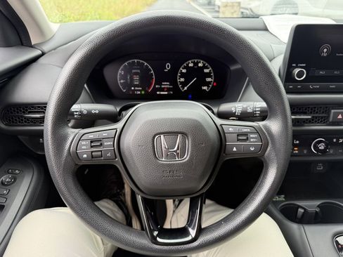 Used 2024 Honda HR-V LX image 14