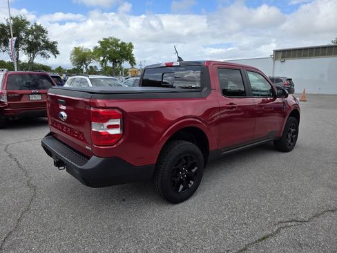Used 2022 Ford Maverick Lariat w/ Lariat Luxury Package AWD/4WD image 3