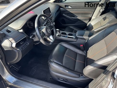 Used 2020 Nissan Altima 2.5 SR image 9