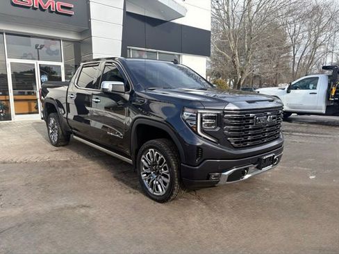 Used 2024 GMC Sierra 1500 Denali Ultimate image 11
