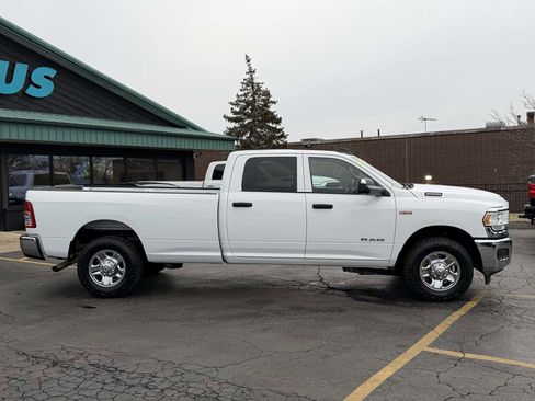 Used 2020 RAM 2500 Tradesman w/ Chrome Appearance Group image 14