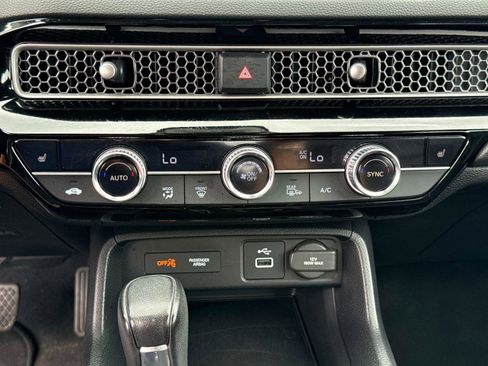 Certified 2024 Honda Civic EX-L image 23