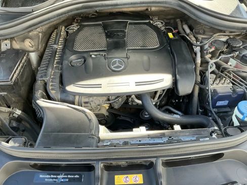 Used 2015 Mercedes-Benz ML 350 ML 350 4MATIC Sport Utility 4D w/ Premium 1 Package image 21