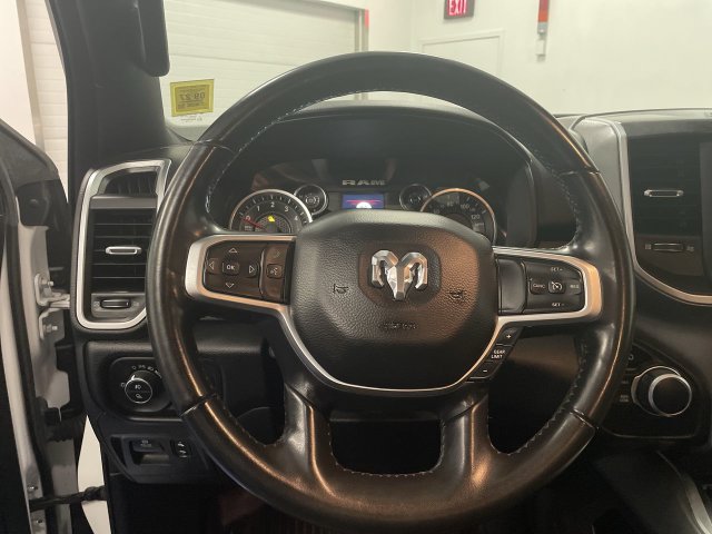 Used 2019 RAM 1500 Big Horn AWD/4WD image 14