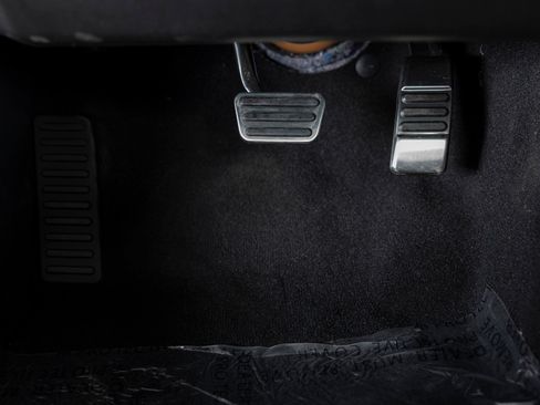 Used 2021 Ford Mustang Shelby GT500 w/ Carbon Fiber Track Pack image 63