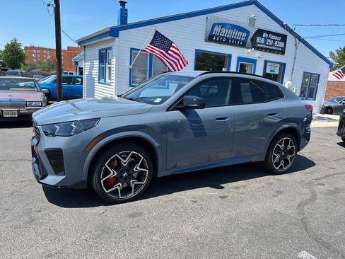 Used 2026 BMW X2 M35i w/ Technology Package AWD/4WD image 3
