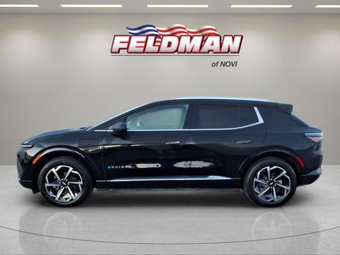 Used 2025 Chevrolet Equinox EV LT w/ Convenience Package FWD image 2