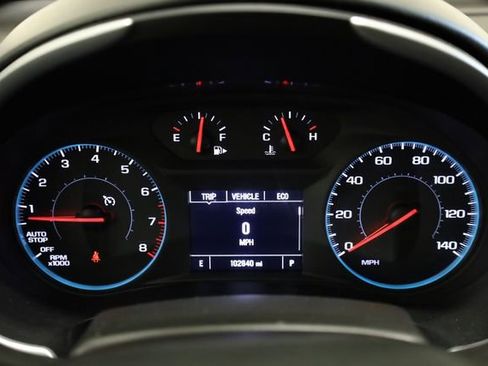 Used 2023 Chevrolet Malibu LT FWD image 19