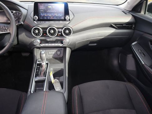 Certified 2025 Nissan Sentra SR FWD image 16