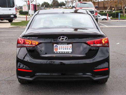 Used 2018 Hyundai Accent Limited image 6