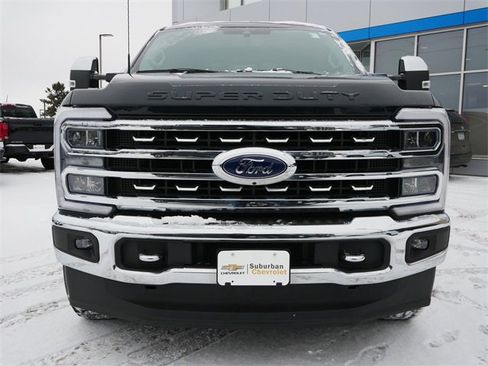Used 2023 Ford F250 Lariat w/ Chrome Package image 2