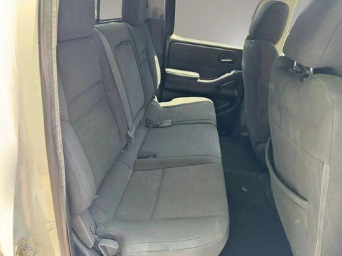 Used 2022 Nissan Frontier S w/ Technology Package AWD/4WD image 4