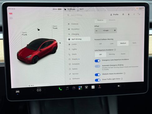 Used 2022 Tesla Model Y Performance AWD/4WD image 27