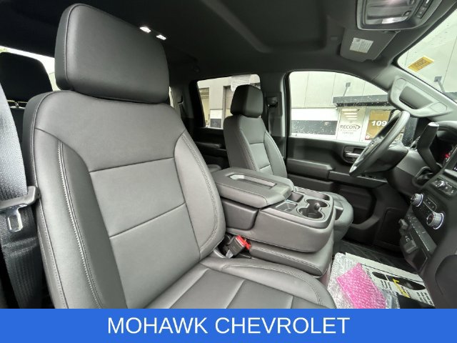 Used 2026 Chevrolet Silverado 3500 W/T AWD/4WD image 28