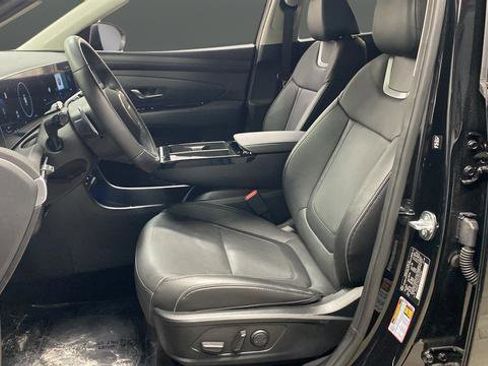 Used 2025 Hyundai Tucson Limited image 9
