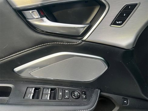 Used 2020 Acura RDX w/ Technology Package image 13
