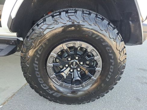 Used 2025 Ford Bronco Raptor AWD/4WD image 26