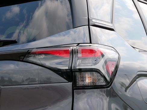 Used 2026 Subaru Forester Premium AWD/4WD image 17