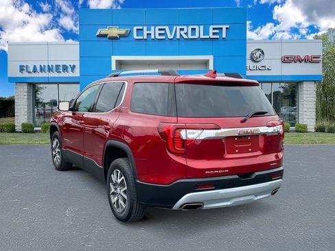 Certified 2023 GMC Acadia SLE w/ Driver Convenience Package AWD/4WD image 4
