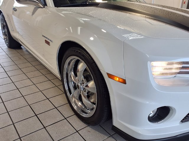 Used 2012 Chevrolet Camaro SS w/ Black Stripe Package RWD image 20