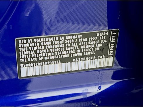Used 2024 Volkswagen Golf R image 30