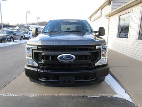 Used 2020 Ford F250 XL image 4