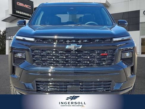 Used 2026 Chevrolet Traverse RS image 3