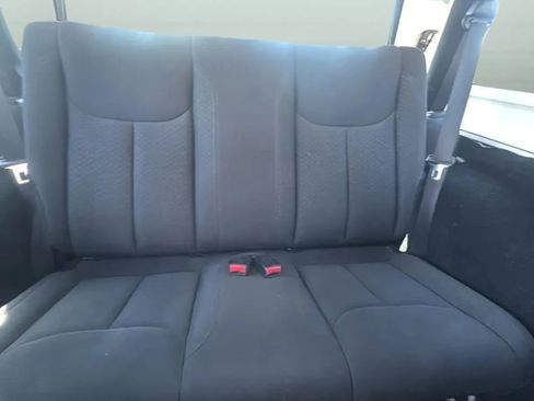 Used 2015 Jeep Wrangler Sport AWD/4WD image 13