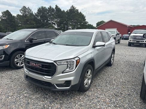 Used 2022 GMC Terrain SLE FWD image 11