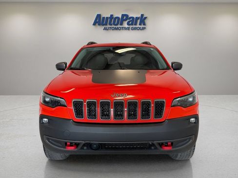 Used 2021 Jeep Cherokee Trailhawk w/ Technology Group AWD/4WD image 2