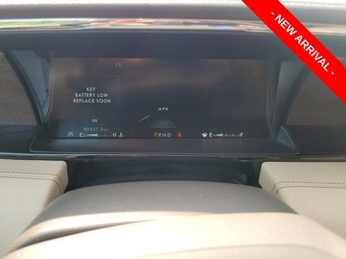 Used 2019 Lincoln Navigator Reserve AWD/4WD image 9