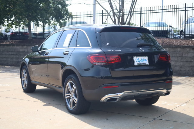 Used 2021 Mercedes-Benz GLC 300 4MATIC w/ Multimedia Package image 7