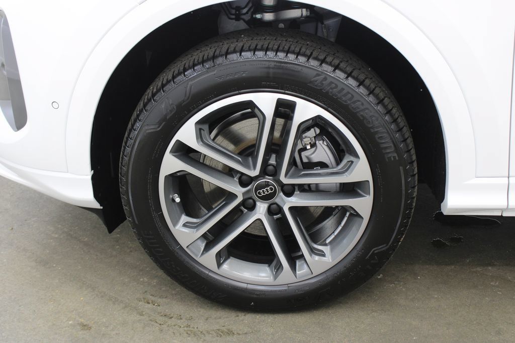 New 2026 Audi Q5 Premium AWD/4WD image 29