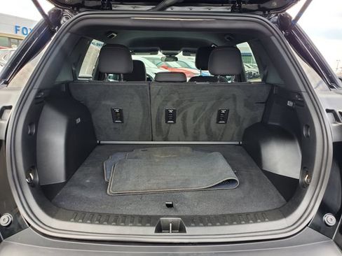 Certified 2025 Chevrolet Equinox LT FWD image 11