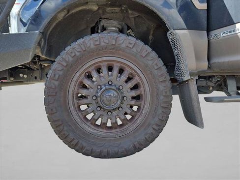 Used 2022 Ford F350 King Ranch w/ King Ranch Ultimate Package AWD/4WD image 15