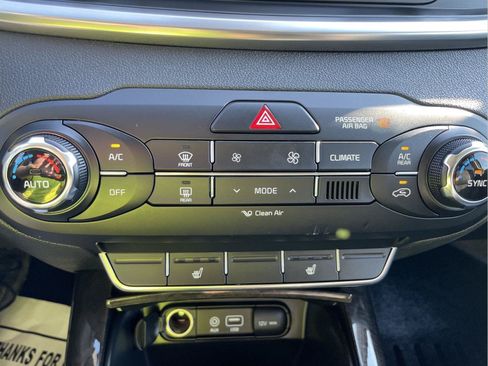 Used 2018 Kia Sorento EX AWD/4WD image 29