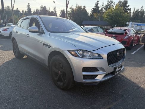 Used 2017 Jaguar F-PACE Premium AWD/4WD image 5