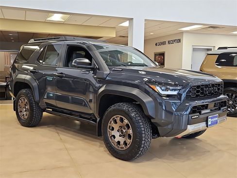 New 2026 Toyota 4Runner 4WD image 2