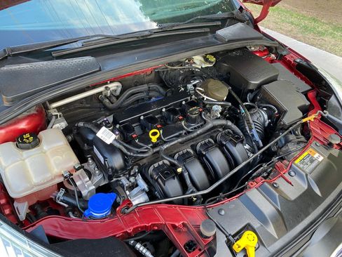 Used 2014 Ford Focus SE image 18