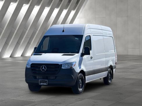 Used 2026 Mercedes-Benz Sprinter 2500 image 8