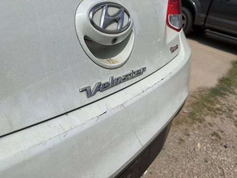 Used 2017 Hyundai Veloster Turbo w/ Tech Package 02 image 8