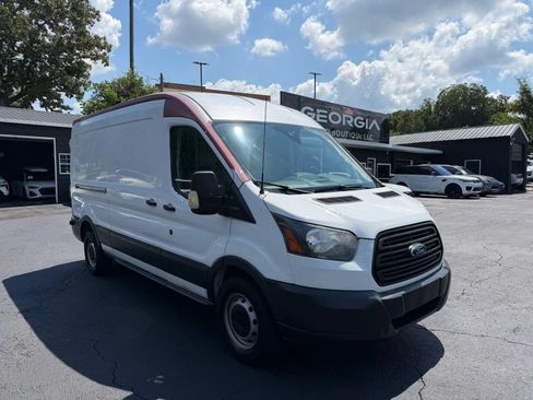 Used 2018 Ford Transit 250 148 Medium Roof RWD image 4