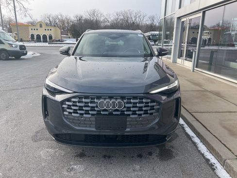 Used 2025 Audi Q5 Premium Plus image 58