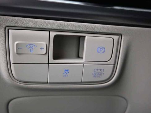 New 2026 Hyundai Tucson Blue SE image 20