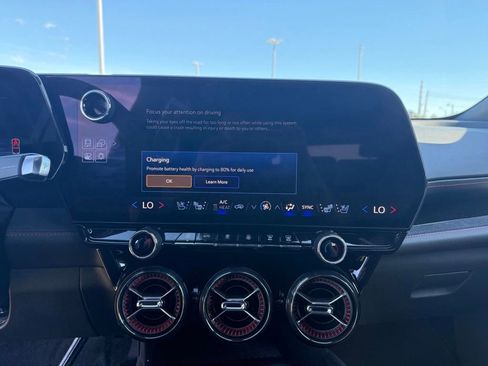 Used 2024 Chevrolet Blazer EV RS AWD/4WD image 23