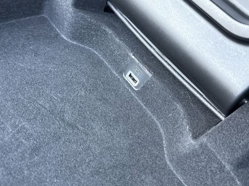 Used 2024 RAM 1500 Laramie image 32