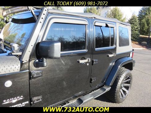 Used 2014 Jeep Wrangler Unlimited Sahara image 29