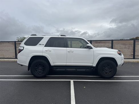 Used 2018 Toyota 4Runner TRD Pro image 7