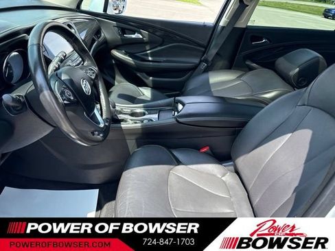 Used 2017 Buick Envision Essence AWD/4WD image 9